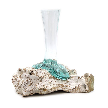 Vase aus geschmolzenem Glas auf gebleichtem Gamal-Holz