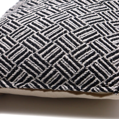 Kissenbezug - Criss-Cross Black - 40x40cm