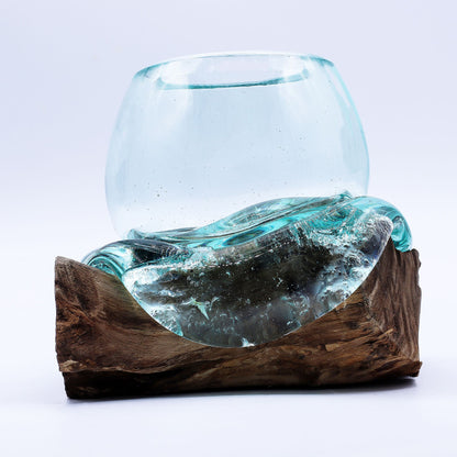 Molten Glass Mini Glasschale auf Holz mit elegantem Design