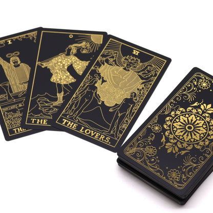 Luxuriöses Tarot-Set mit Goldfolie und Begleitbuch