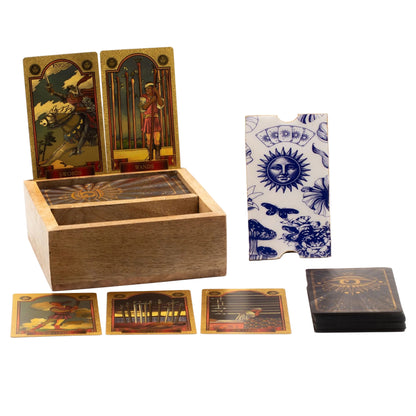 Tarot-Kartenbox mit Keramik Triple Moon Symbol