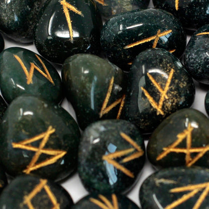 Runenstein-Set mit Beutel – Bloodstone 25 Stück