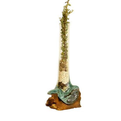 Molten Glass on Wood Vase – Glas auf Holz mit rustikalem Design