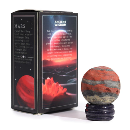 Roter Jaspis Planet auf einem Sola Goldstone Ständer - Mars