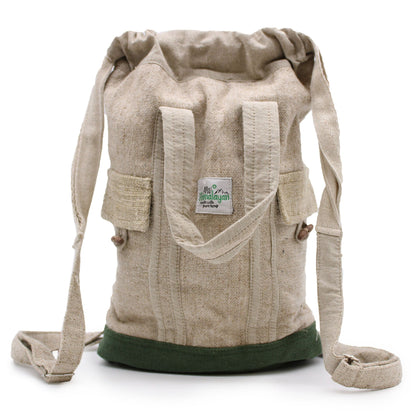 Hanf-Rucksack Natur mit grünem Boden 30 × 40 cm