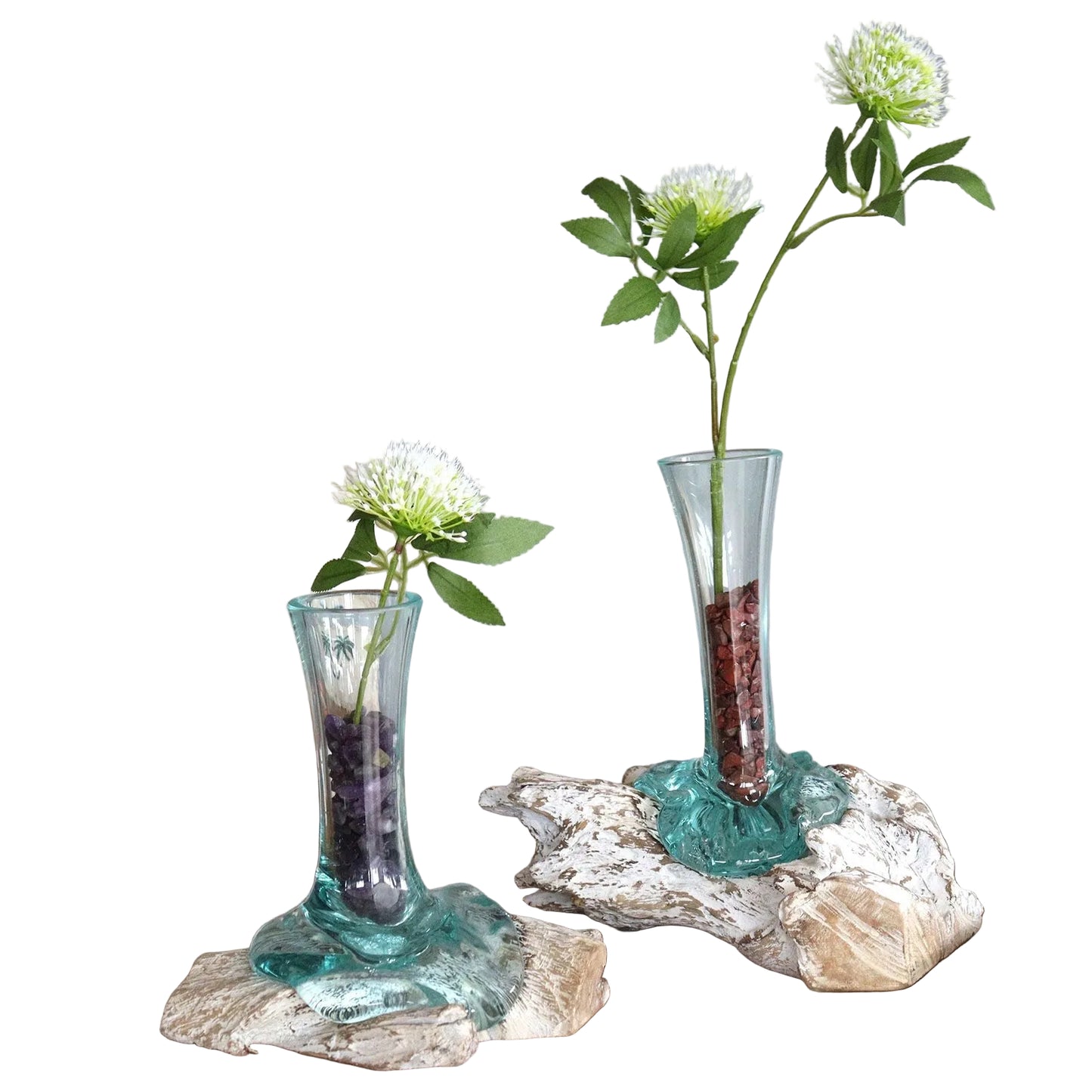 Vase aus geschmolzenem Glas auf gebleichtem Gamal-Holz