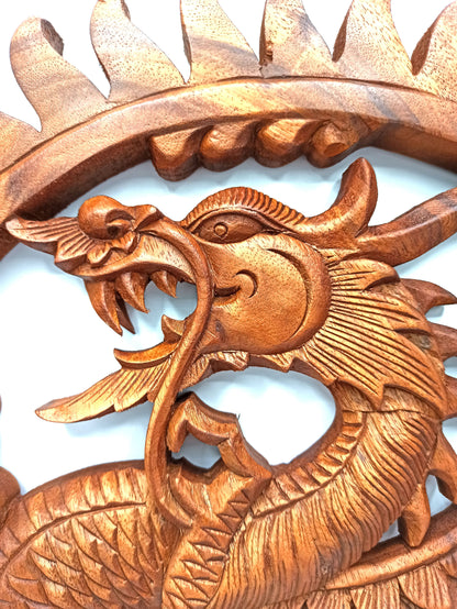 Deko-Holzpaneel Drache – 40cm mit filigraner Schnitzerei