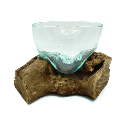 Molten Glass Artfully Misshapen Schale auf Holz