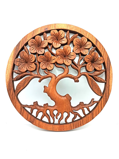 Baum des Lebens Frangipani Holzpaneel mit filigranem Design