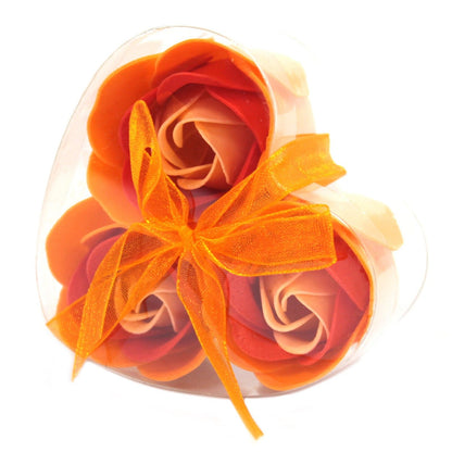 3er-Set Seifenblumen in Herzboxen – Pfirsichrosen
