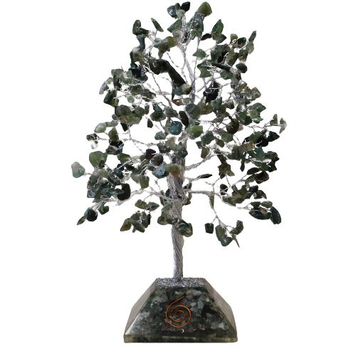 Edelsteinbaum mit Orgonit-Basis und Moosachat-Steinen