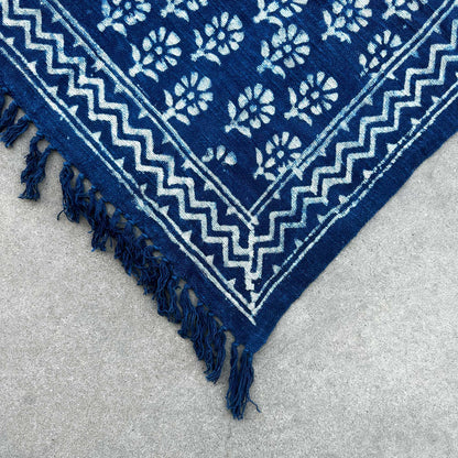 Handgefertigte Indigo-Decke - 170x120cm - Chhota Flower